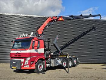 FM 420 8x2 / HIAB HOOKLIFT + 30 t/m CRANE - KRAN